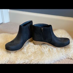 Brand new Dansko Maria booties!